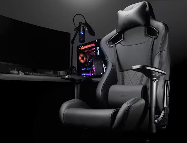 Svive Lynx Tier 3 Gamingstol (sort) Maks vekt 150kg, klasse 4 gassløfter, 4D armlener, L/XL